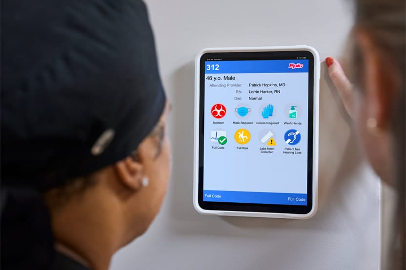 Apple Emory Hillandale Hospital mounted