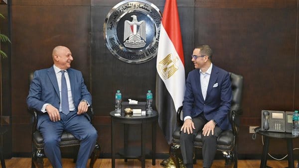 آبل تدرس افتتاح أول متجر رسمي في مصر 2 119