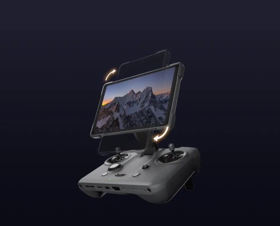 DJI Mavic 4 Pro: الابتكار والتفوق في عالم الطائرات المسيرة 4 IMG ٢٠٢٥٠٦١٢ ١٢٥٦٣٤