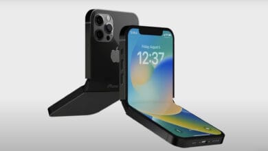 آبل تختبر آيفون القابل للطي قبل إطلاقه 12 Foldable iPhone DIY
