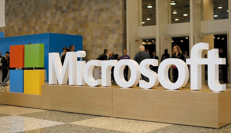 مايكروسوفت تعيد تعريف الإنتاجية في Microsoft 365 Copilot بالموجهات الذكية 1 image