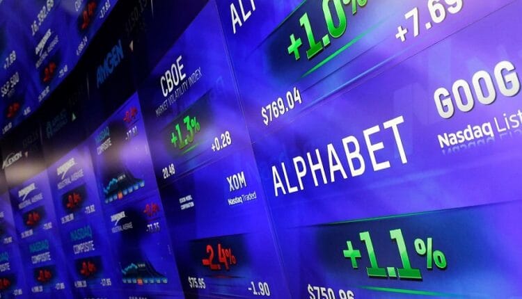 "ألفابت" تقترب من تقييم 4 تريليونات دولار مدفوعة بموجة صعود في الذكاء الاصطناعي 2 ألفابت تقترب من تقييم 4 تريليونات دولار مدفوعة بموجة صعود في الذكاء الاصطناعي