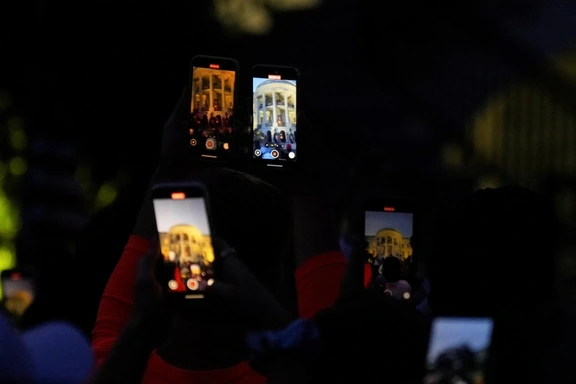 الاحتلال الإسرائيلي يُلزم كبار ضباطه باستخدام اجهزة آيفون للفرار من الهجمات السيبرانية
