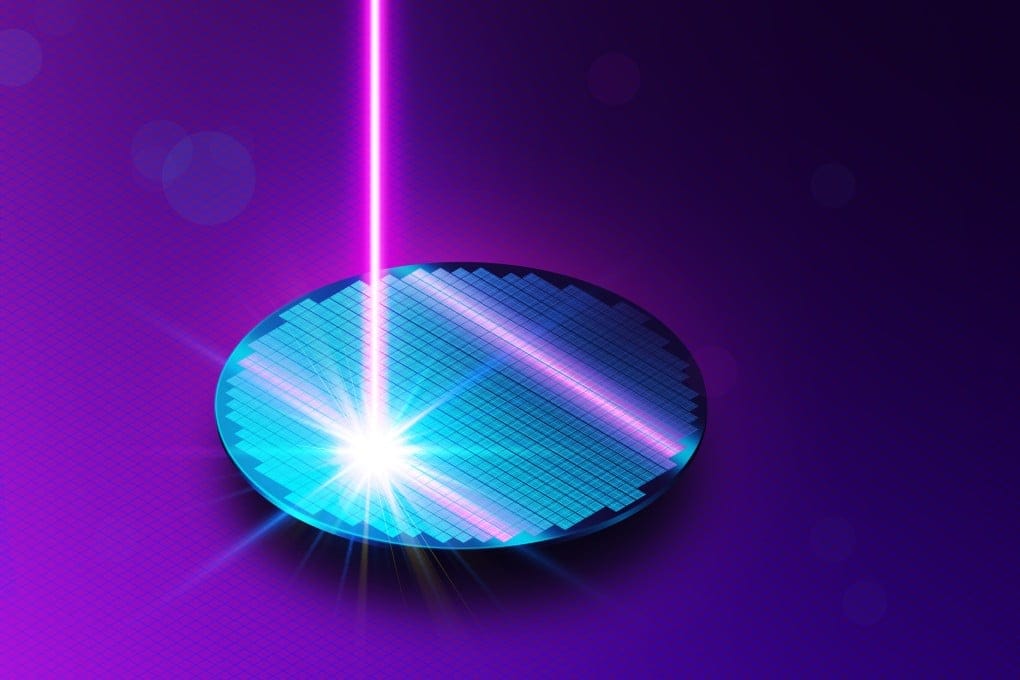 الصين تكسر الاحتكار وتقترب من الاكتفاء الذاتي بأشباه الموصلات 3 الصين تكسر الاحتكار وتقترب من الاكتفاء الذاتي بأشباه الموصلات عبر نموذج أولي لآلة الطباعة EUV