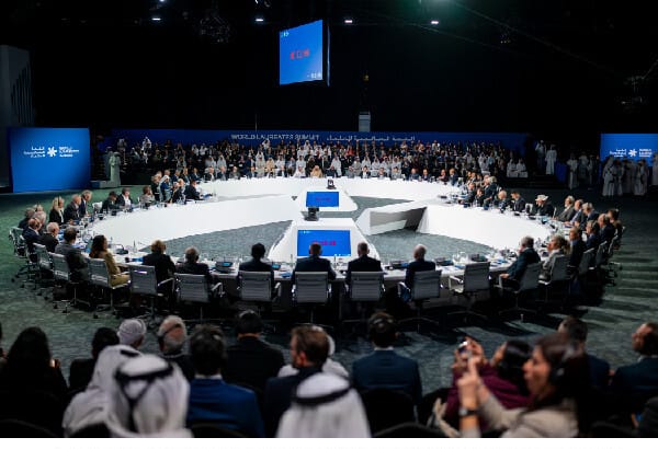 انطلاق قمة العلماء في الإمارات والذكاء الاصطناعي يقود الحوار العالمي