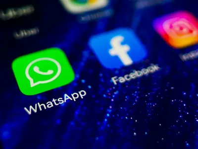 WhatsApp cellphone icon