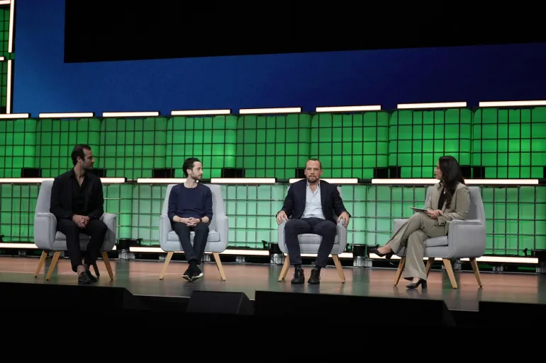 قمة الويب 2026 في قطر: دعوات لتعزيز السيادة الرقمية وتحذير من صعود "الإقطاعية الرقمية"