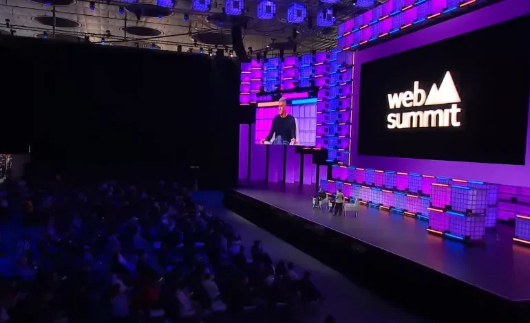 قمة الويب 2026 في قطر: دعوات لتعزيز السيادة الرقمية وتحذير من صعود "الإقطاعية الرقمية"