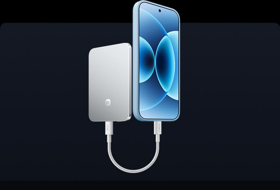هل يعد شاومي UltraThin 5000 أنحف باور بنك مغناطيسي في العالم؟ 2 يعتمد باورب بانك شاومي الجديد على بطارية من نوع (سيليكون- كربون) عالية الكثافة ويدعم الشحن السلكي واللاسلكي