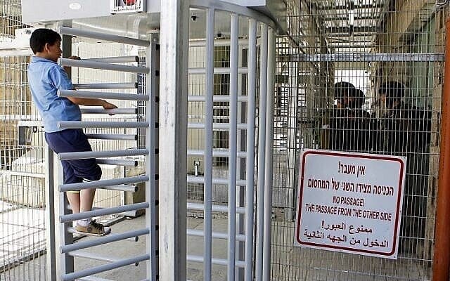 التكنولوجيا في الحروب .. كيف أصبحت الشركات العالمية جزءاً من منظومات الاحتلال الاسرائيلي؟ 