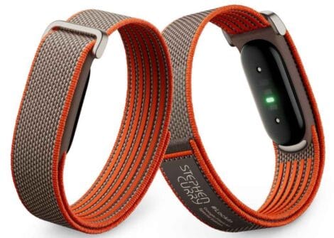 تزامن إطلاق تطبيق «Google Health Coach» عالمياً مع طرح جهاز Fitbit Air القابل للارتداء 