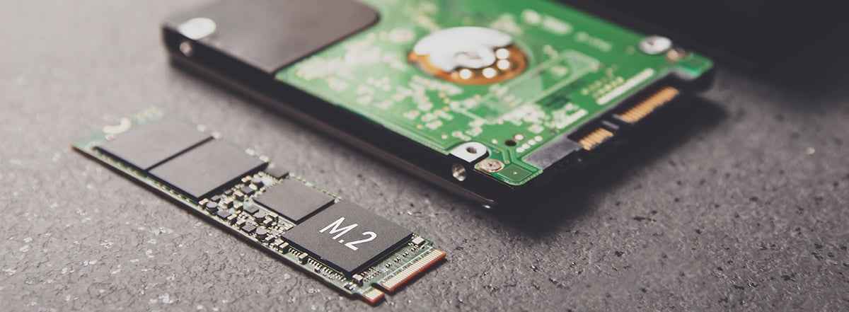 صورة تظهر خيار M.2 في محركات «SSD» 