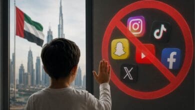 التواصل الاجتماعي الإمارات